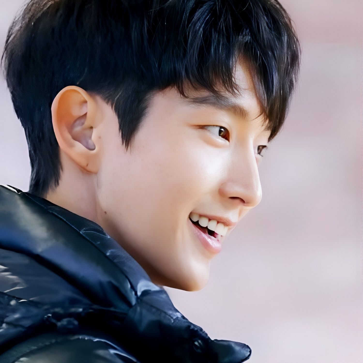 Foto kegiatan terbaru dari Lee Joongi