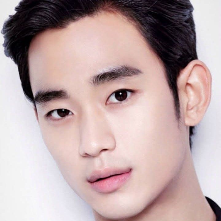 Behind-the-scenes cut of Kim Soohyun