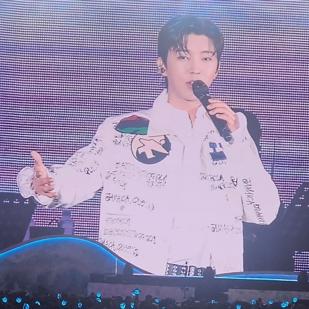 임영웅의 비하인드 컷