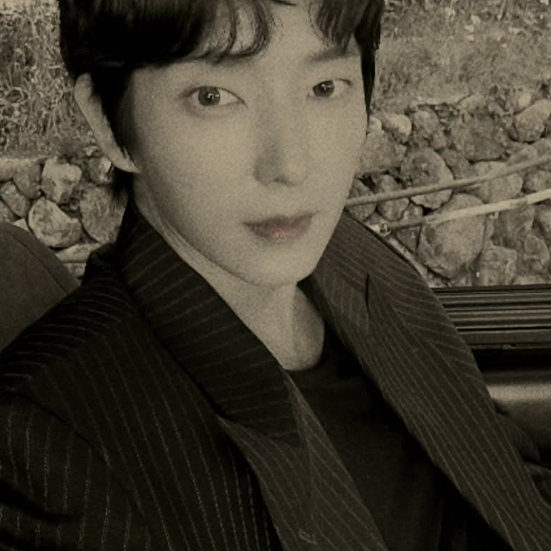 Latest photo of Lee Joongi