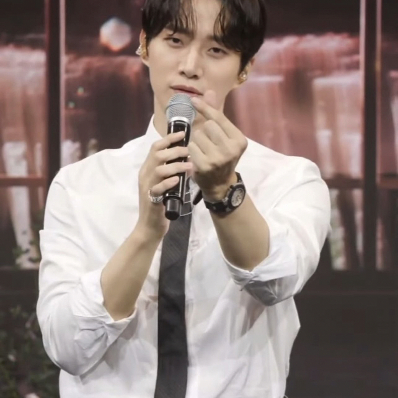 Cuplikan di balik layar dari Lee Junho
