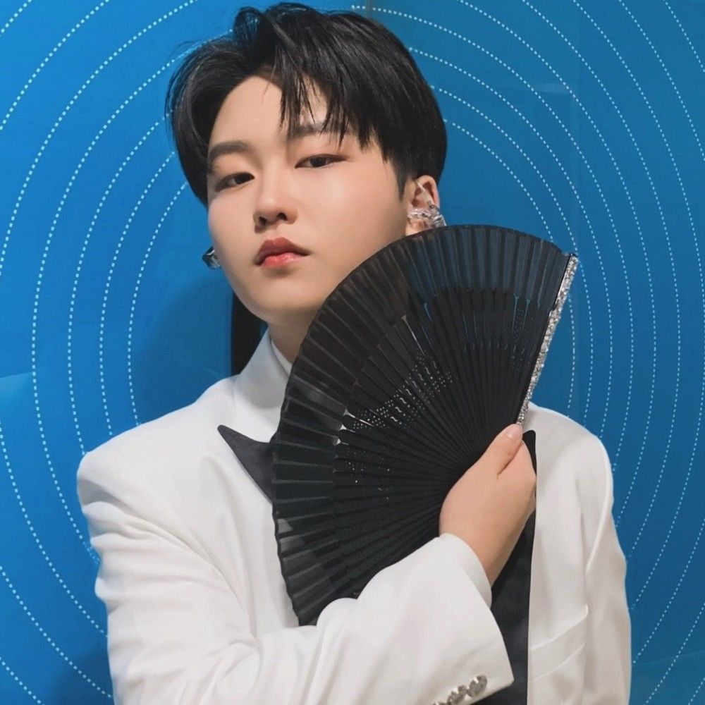 Recent activity shot of Park Sungon