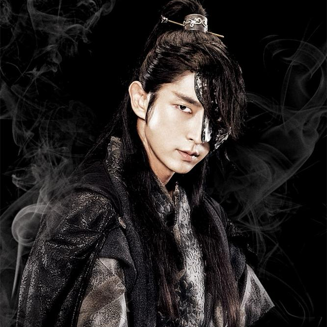 Behind-the-scenes cut of Lee Joongi