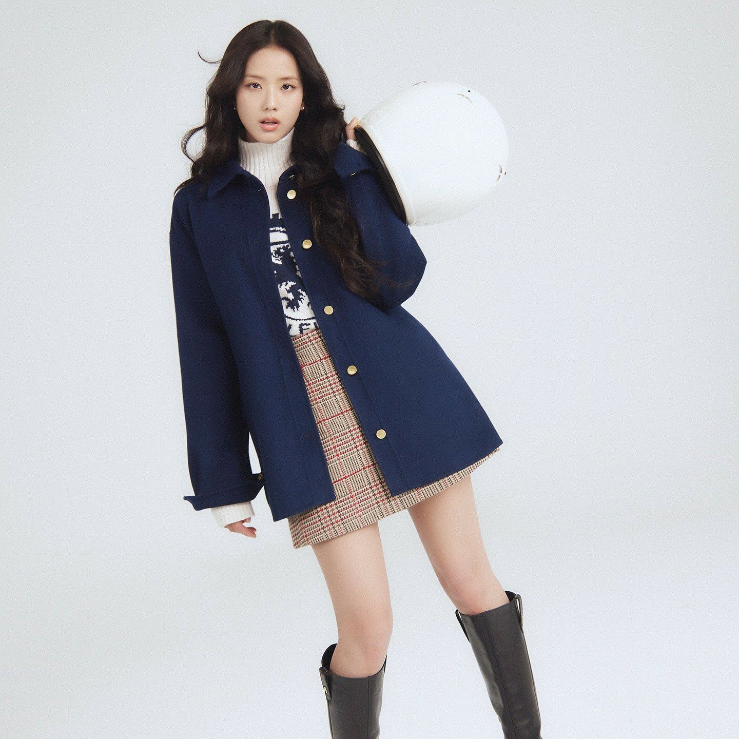 Latest photo of Jisoo (1995)