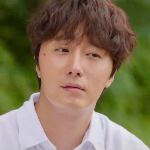 Behind-the-scenes cut of Jung Ilwoo