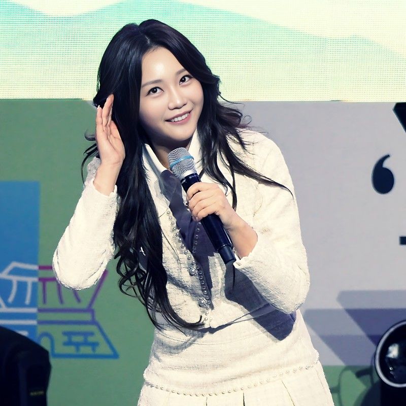 Recent activity shot of Hong Jiyoon