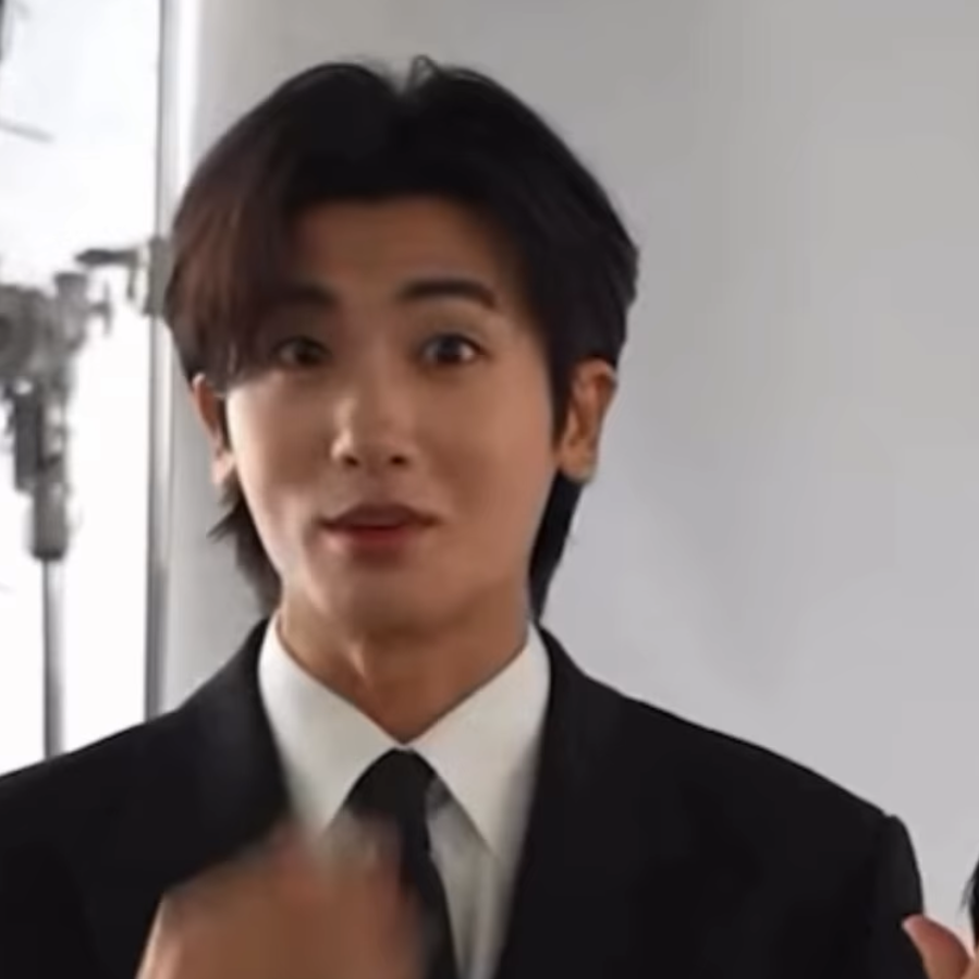 Latest photo of Park Hyungsik