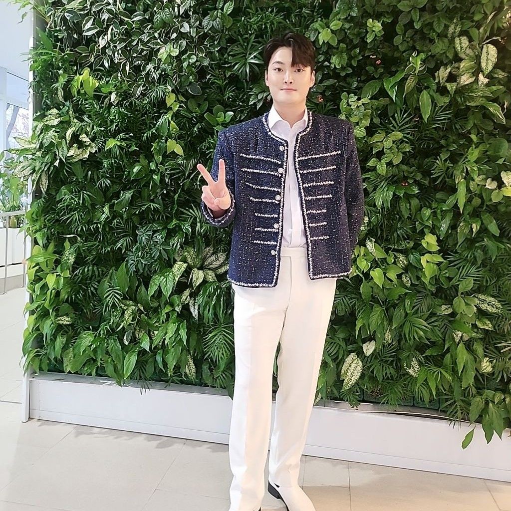 Recent activity shot of Kim Kyungmin