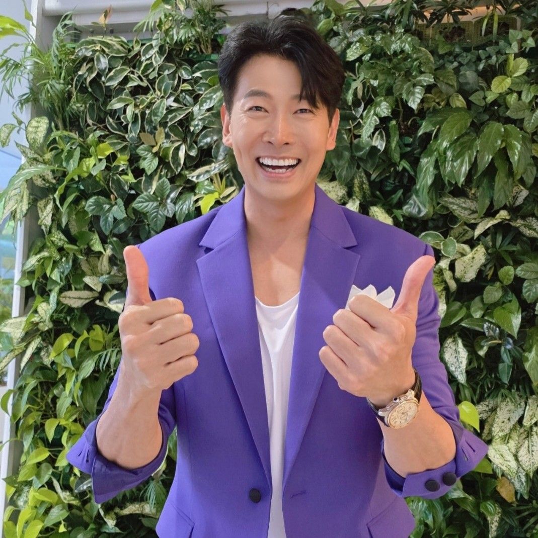 Recent activity shot of Kim Yongpil