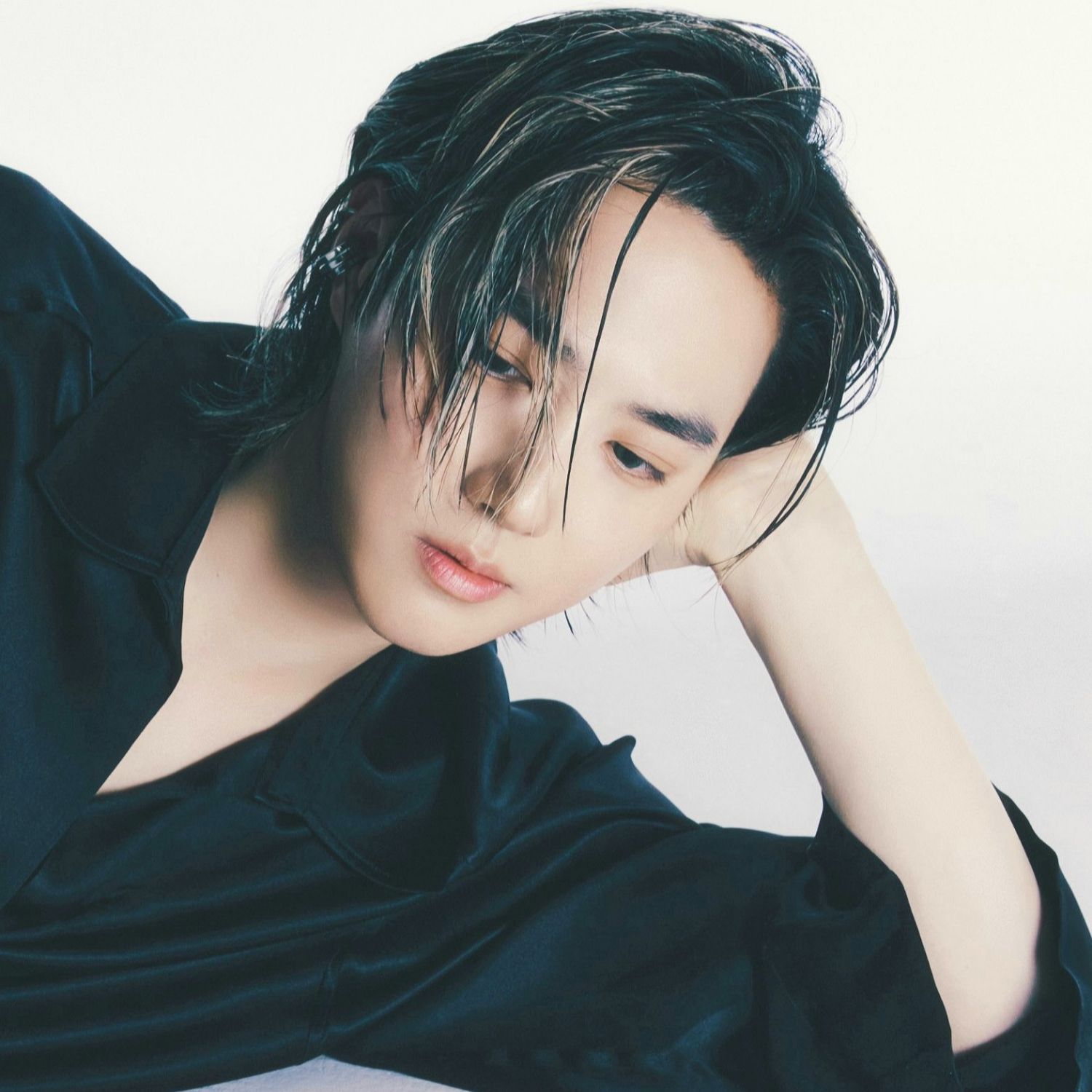Recent activity shot of Suho