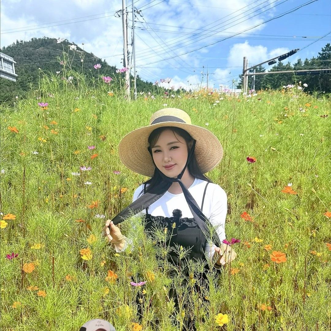 Foto kegiatan terbaru dari Song Gain
