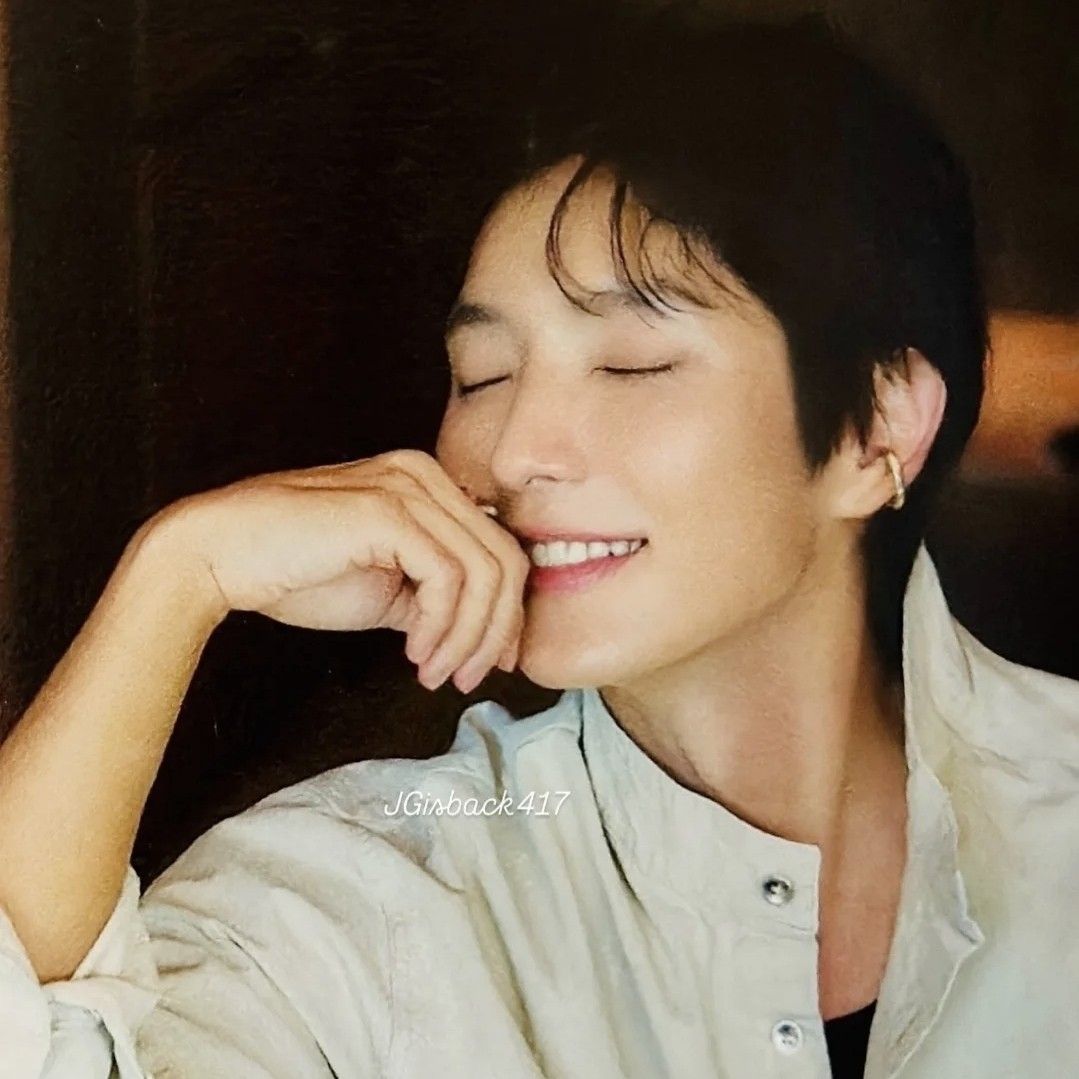 Latest photo of Lee Joongi