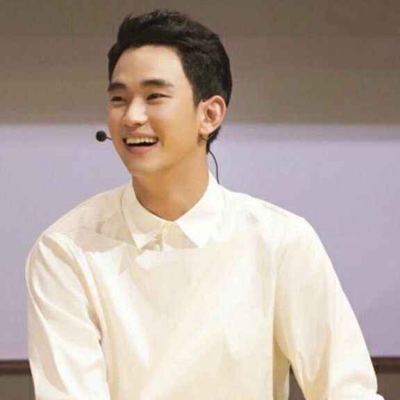 Recent activity shot of Kim Soohyun