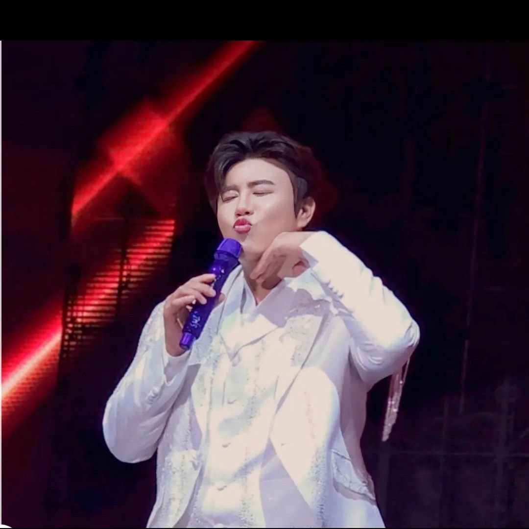 粉丝拍下的晋海成瞬间