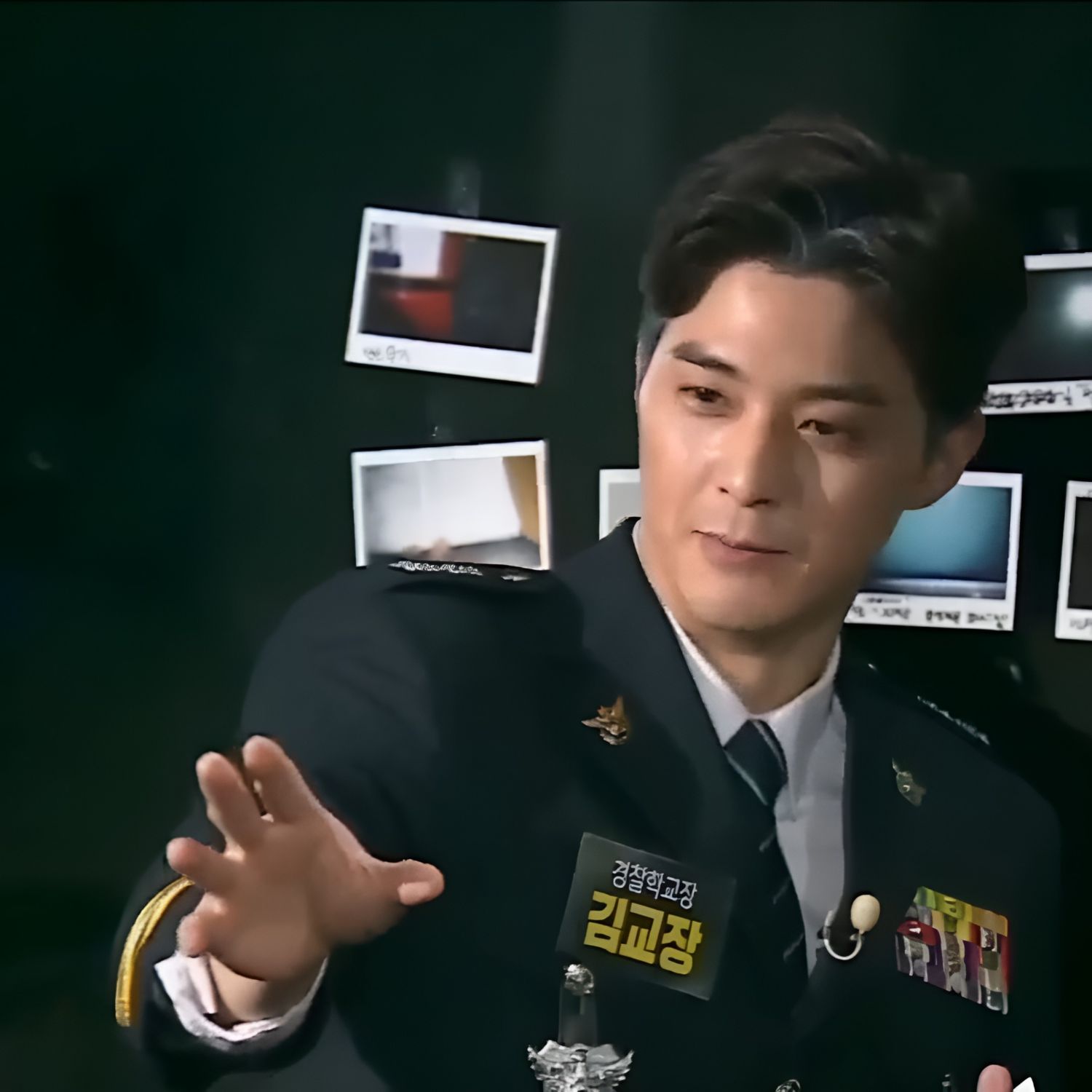 Behind-the-scenes cut of Kim Jihoon