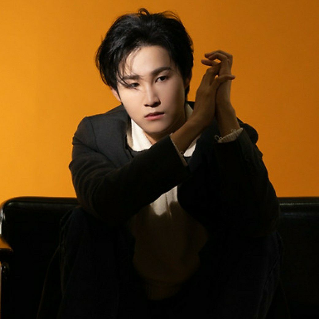 김희재의 비하인드 컷