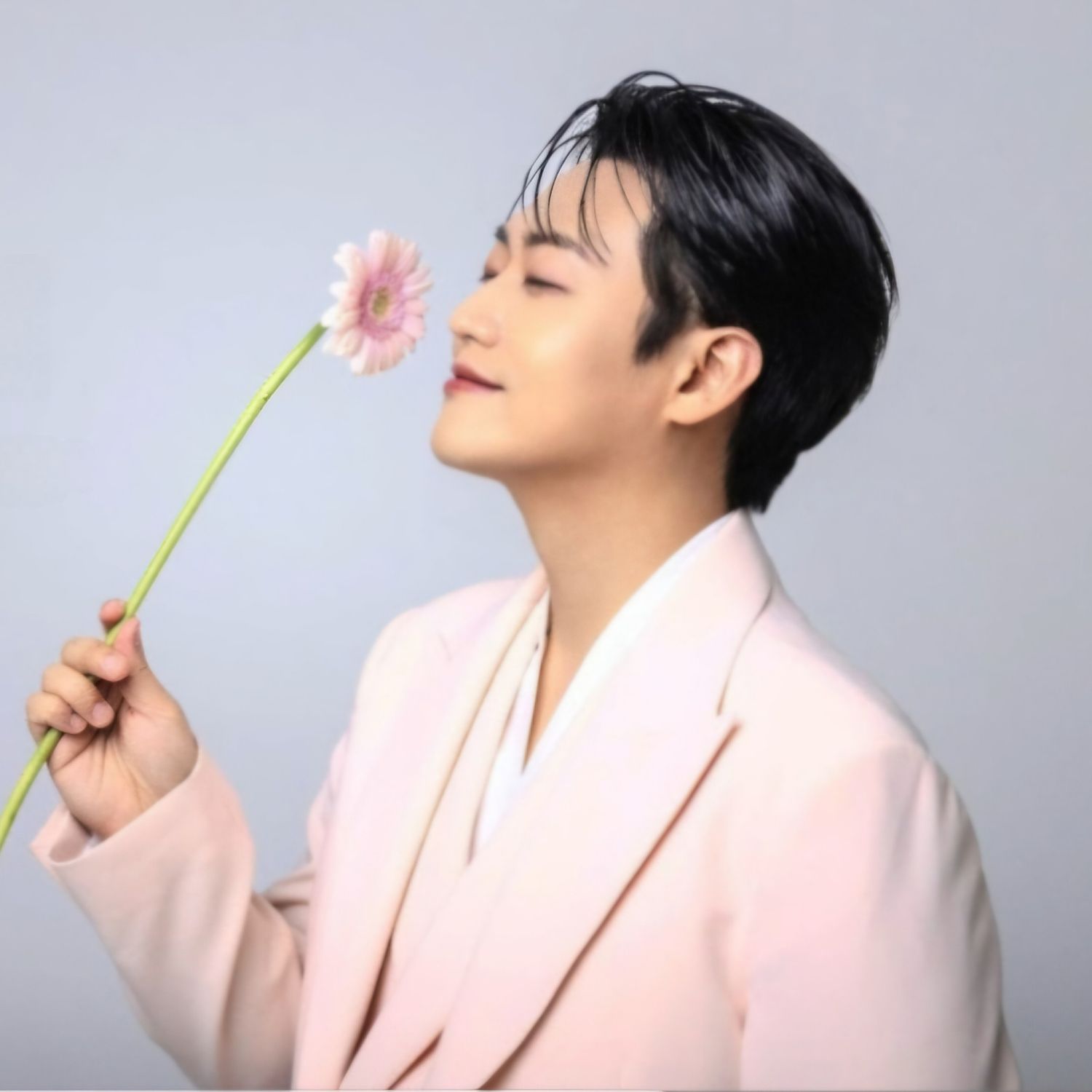 Min Soohyun的幕后花絮