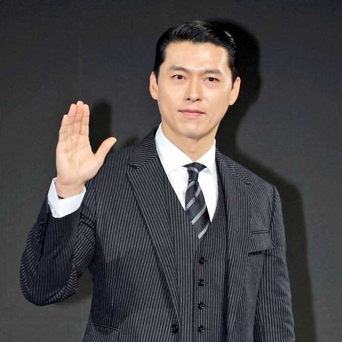Cuplikan di balik layar dari Hyun Bin