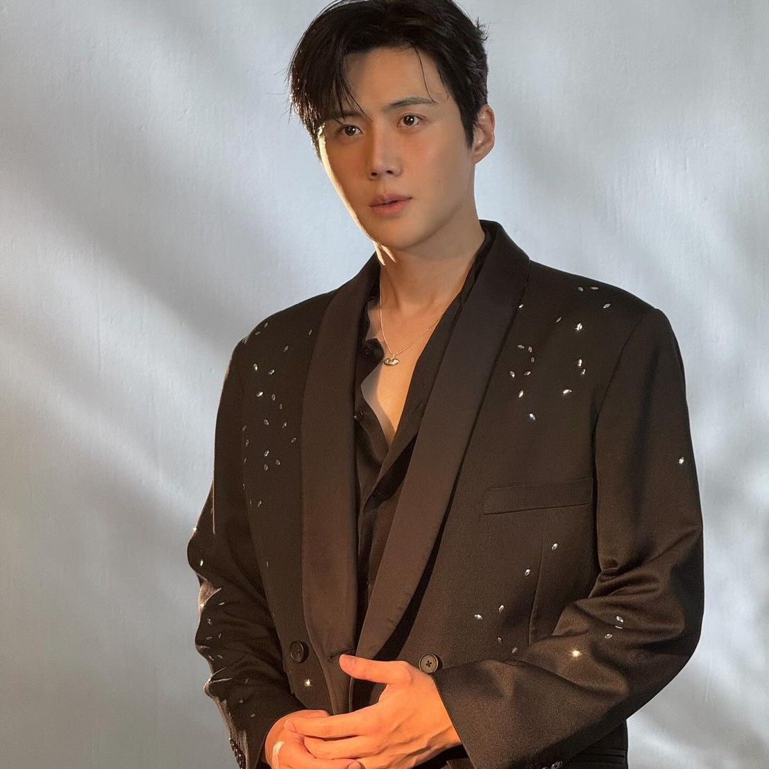 Behind-the-scenes cut of Kim Seonho