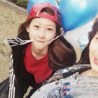 Latest photo of Kim Saeron