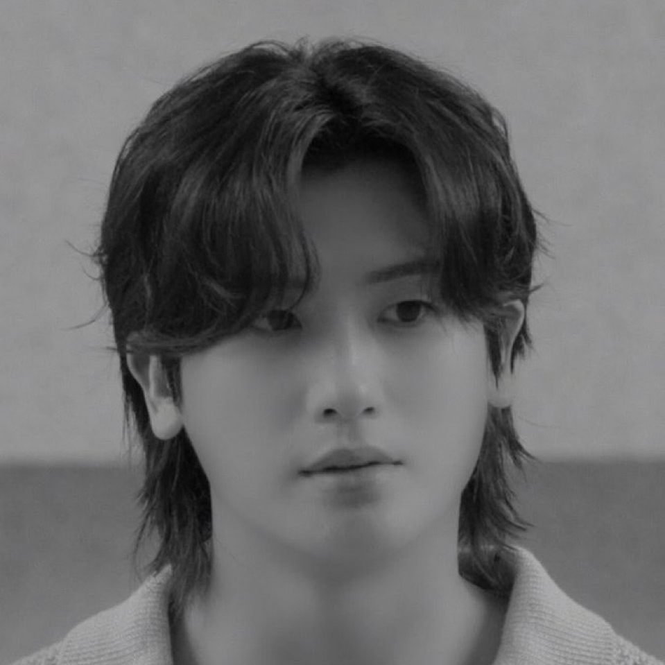 Latest photo of Park Hyungsik