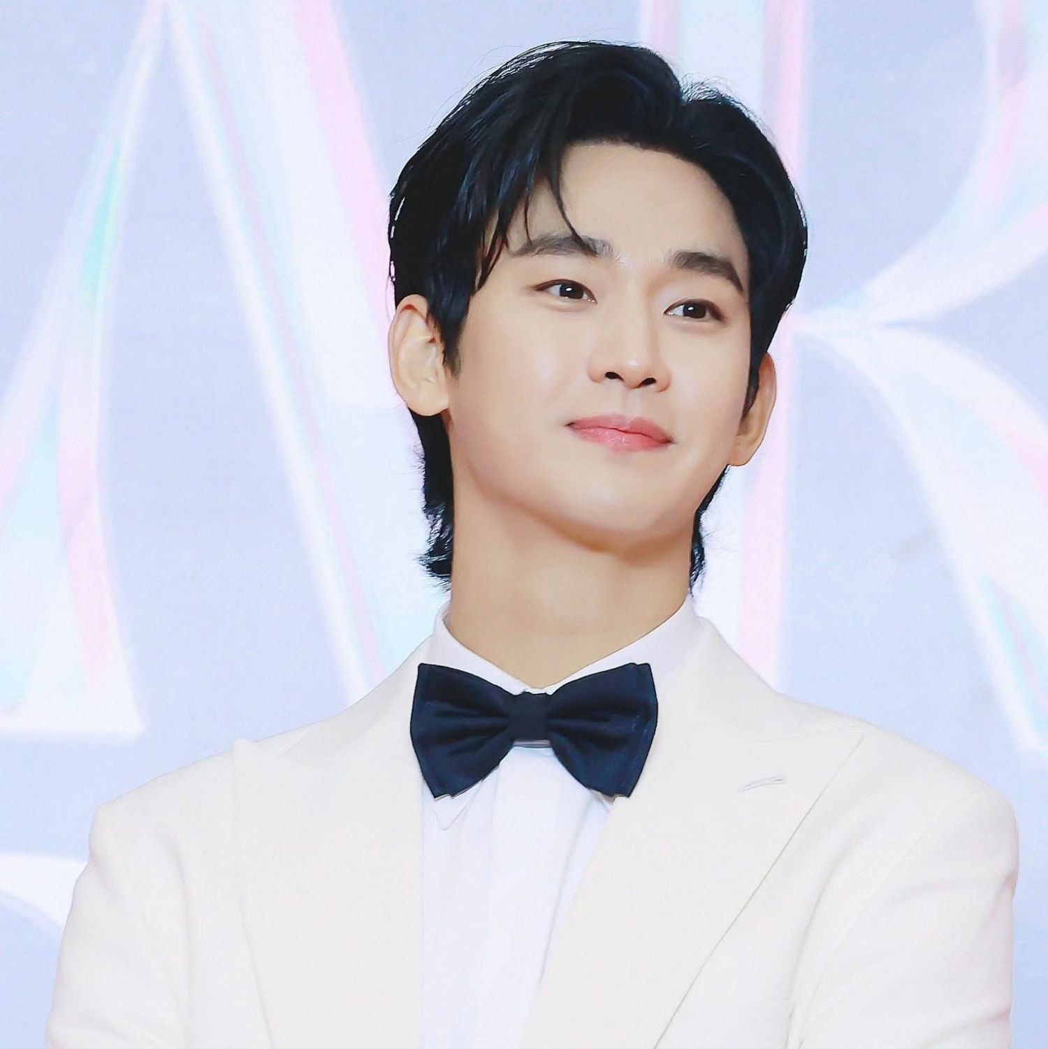 Behind-the-scenes cut of Kim Soohyun