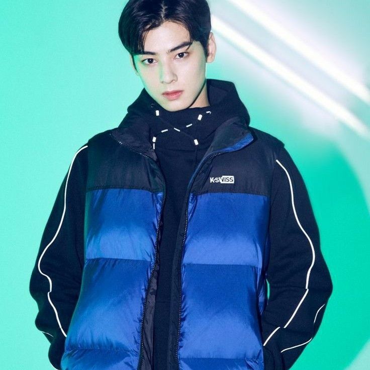 Latest photo of Cha Eunwoo