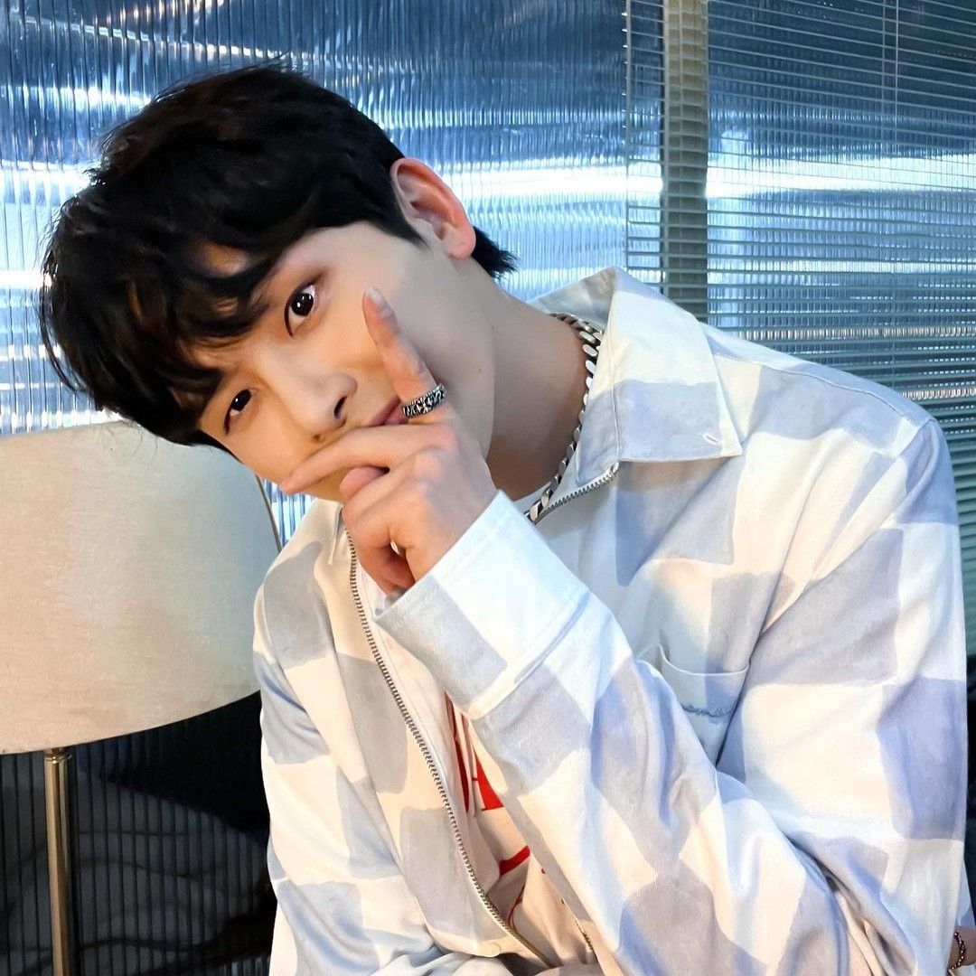 A moment captured by a fan of Hoya