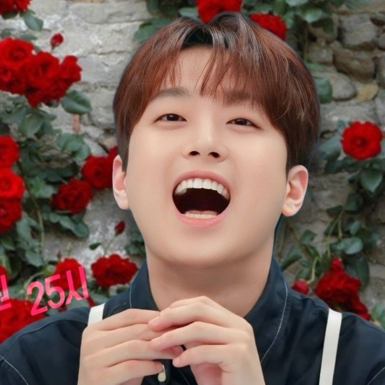 Foto terbaru dari Lee Chanwon