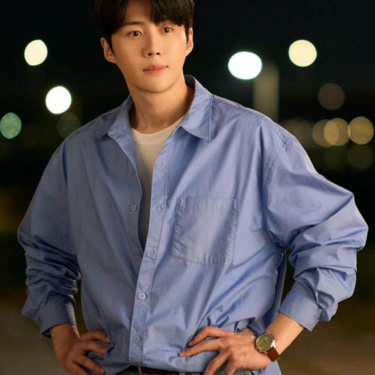 A moment captured by a fan of Park Hyungsik