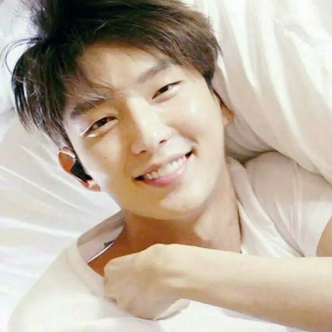 Latest photo of Lee Joongi