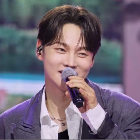 朴瑞镇的近期活动照