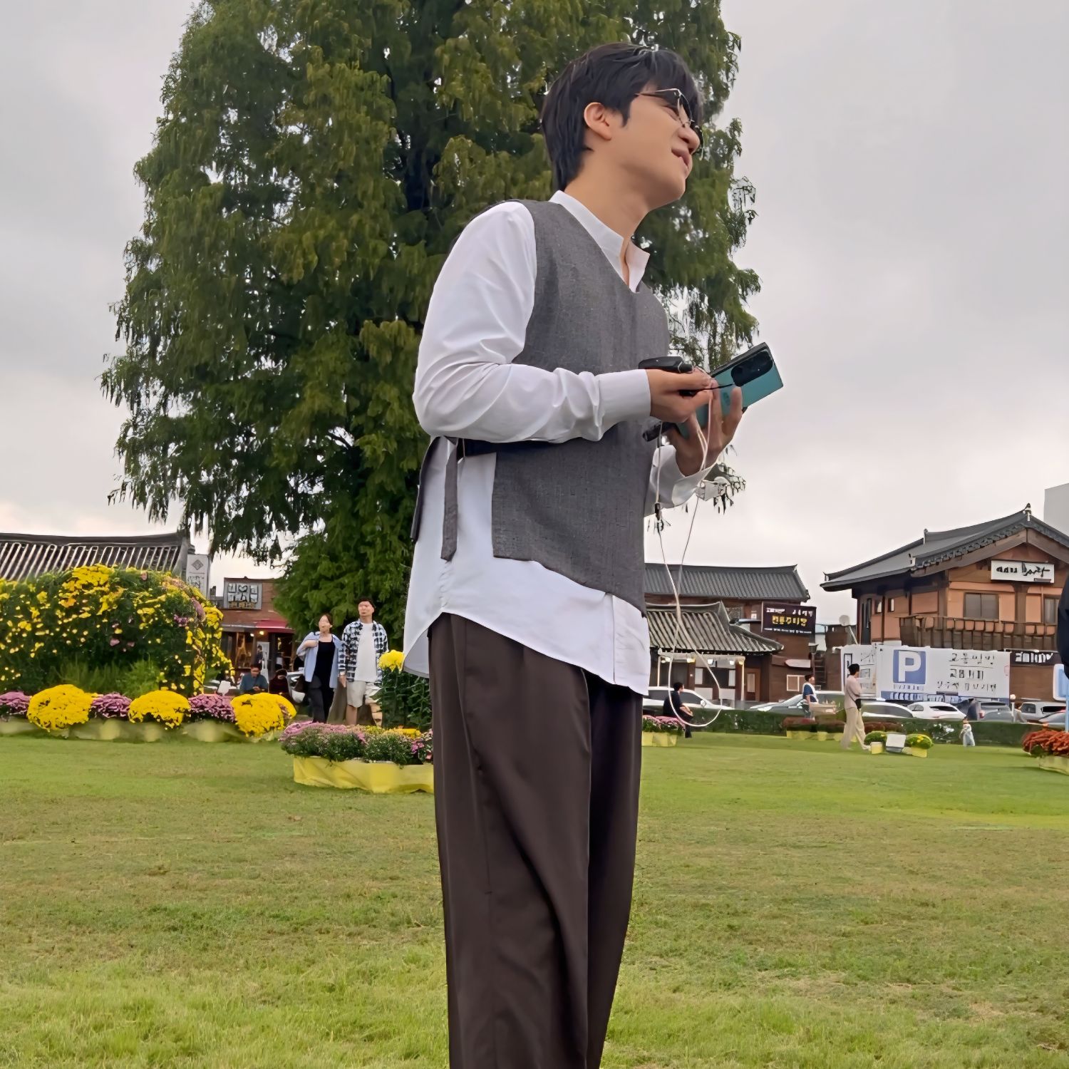 A moment captured by a fan of Park Jihoo (Mr. Trot 3)