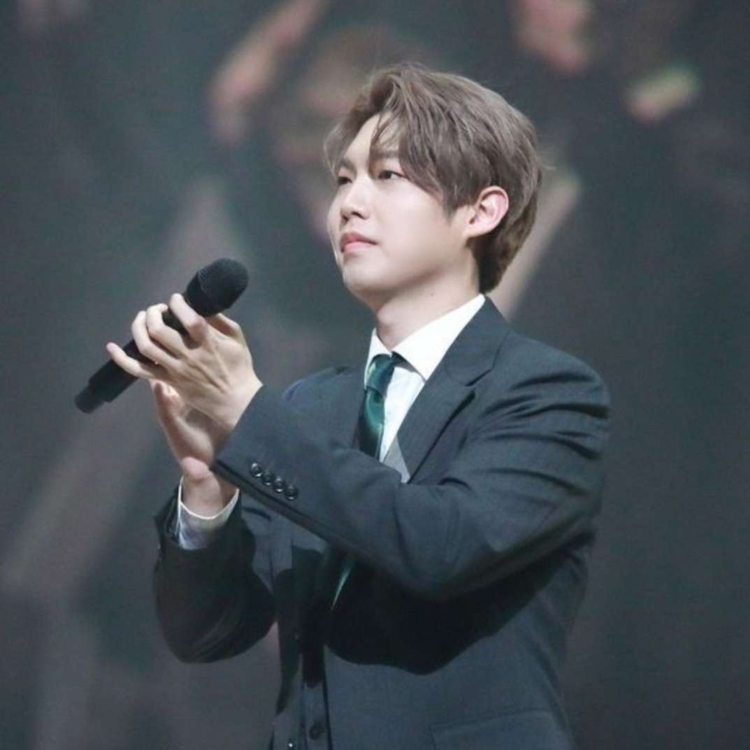 Recent activity shot of Son Taejin