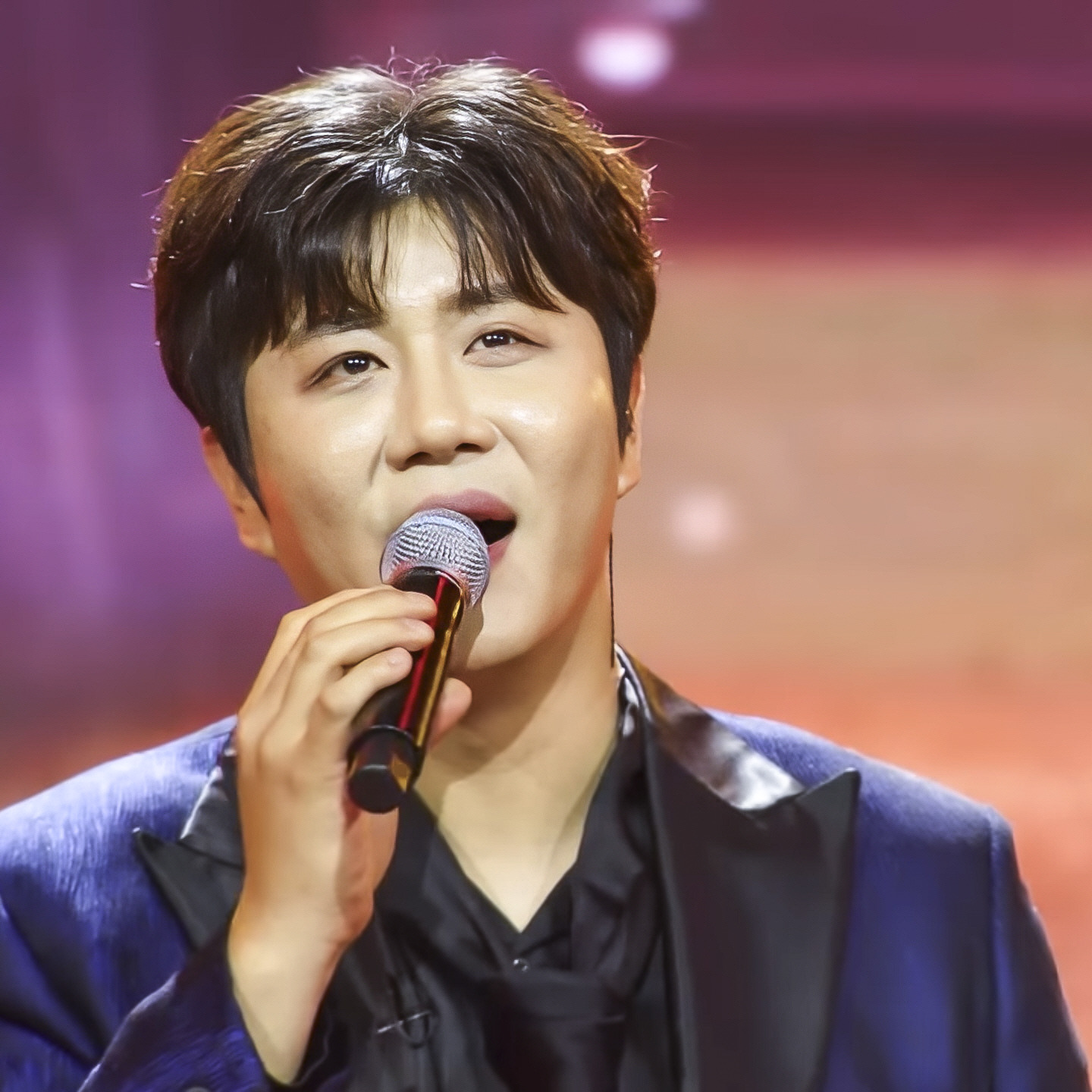 Behind-the-scenes cut of Jin Haesung