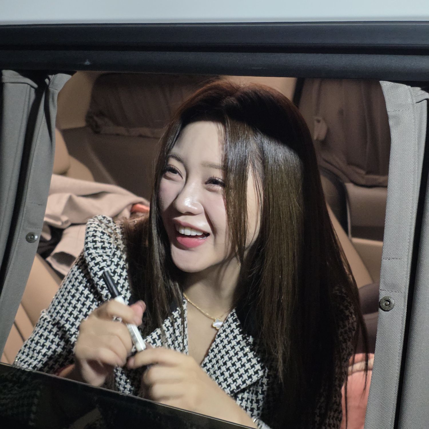 ホン・ジユンの最新写真