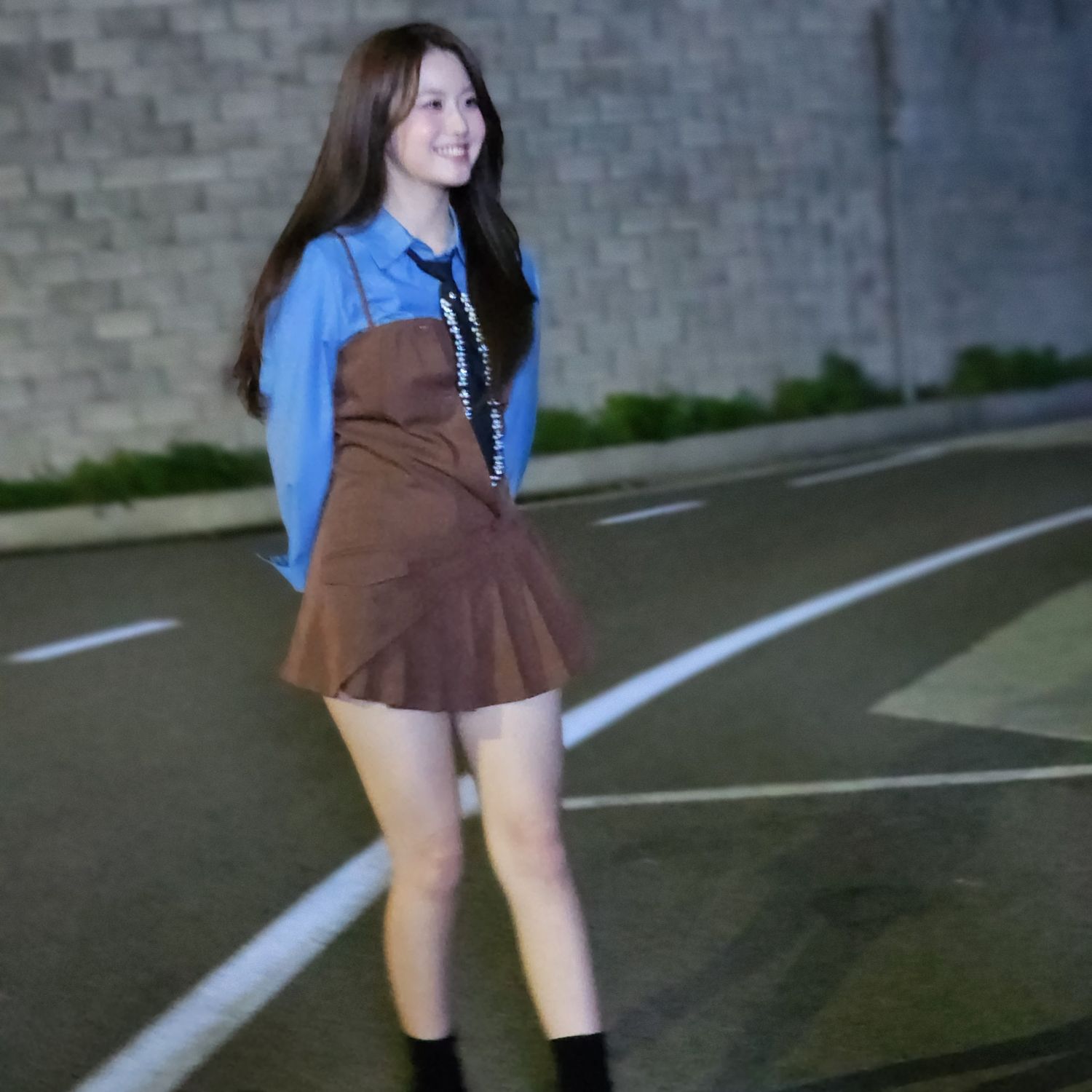 Behind-the-scenes cut of Oh Yujin