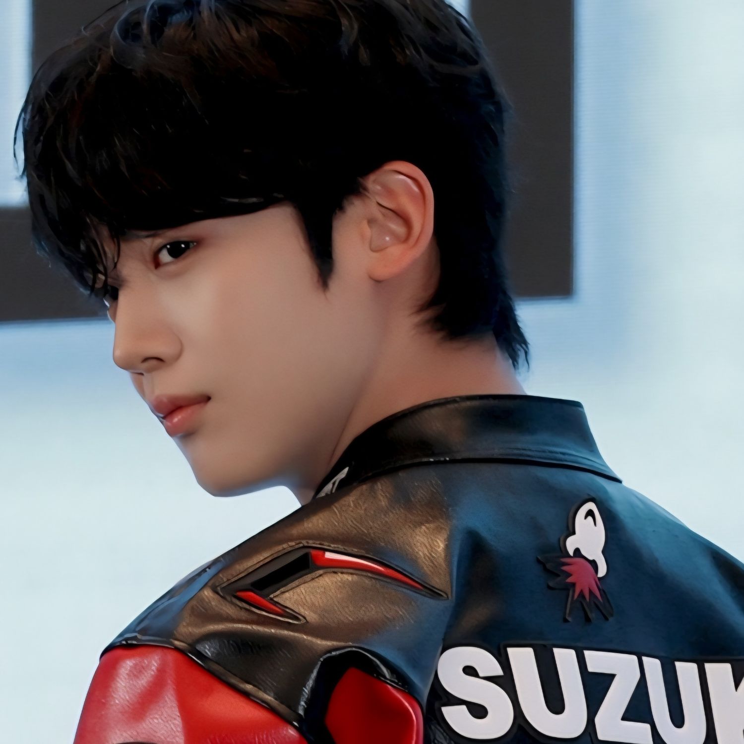 Behind-the-scenes cut of Kim Yohan