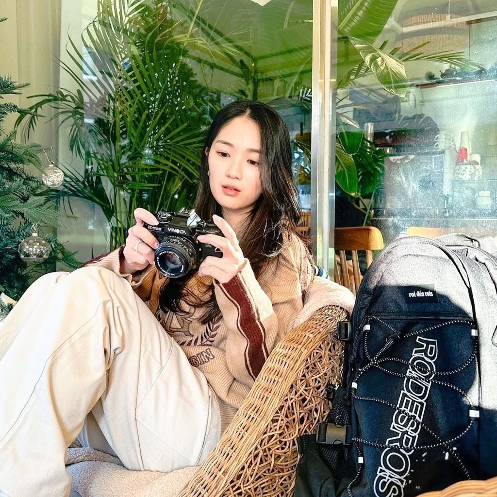 Recent activity shot of Kim Hyeyoon