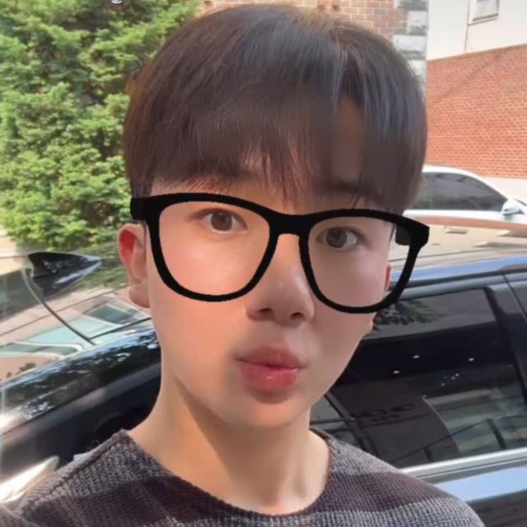Recent activity shot of Nam Seungmin
