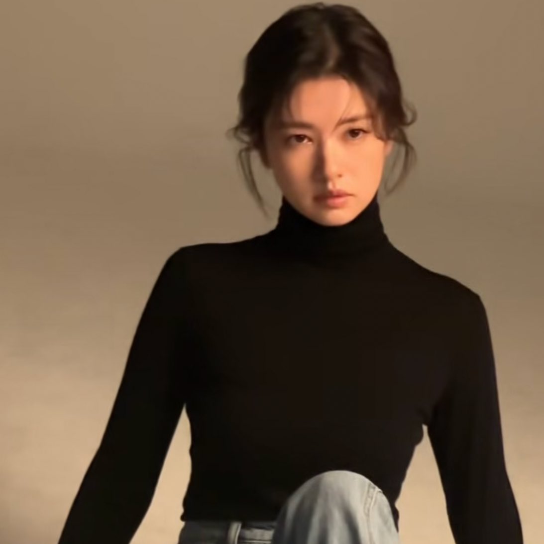 Behind-the-scenes cut of Jung Somin