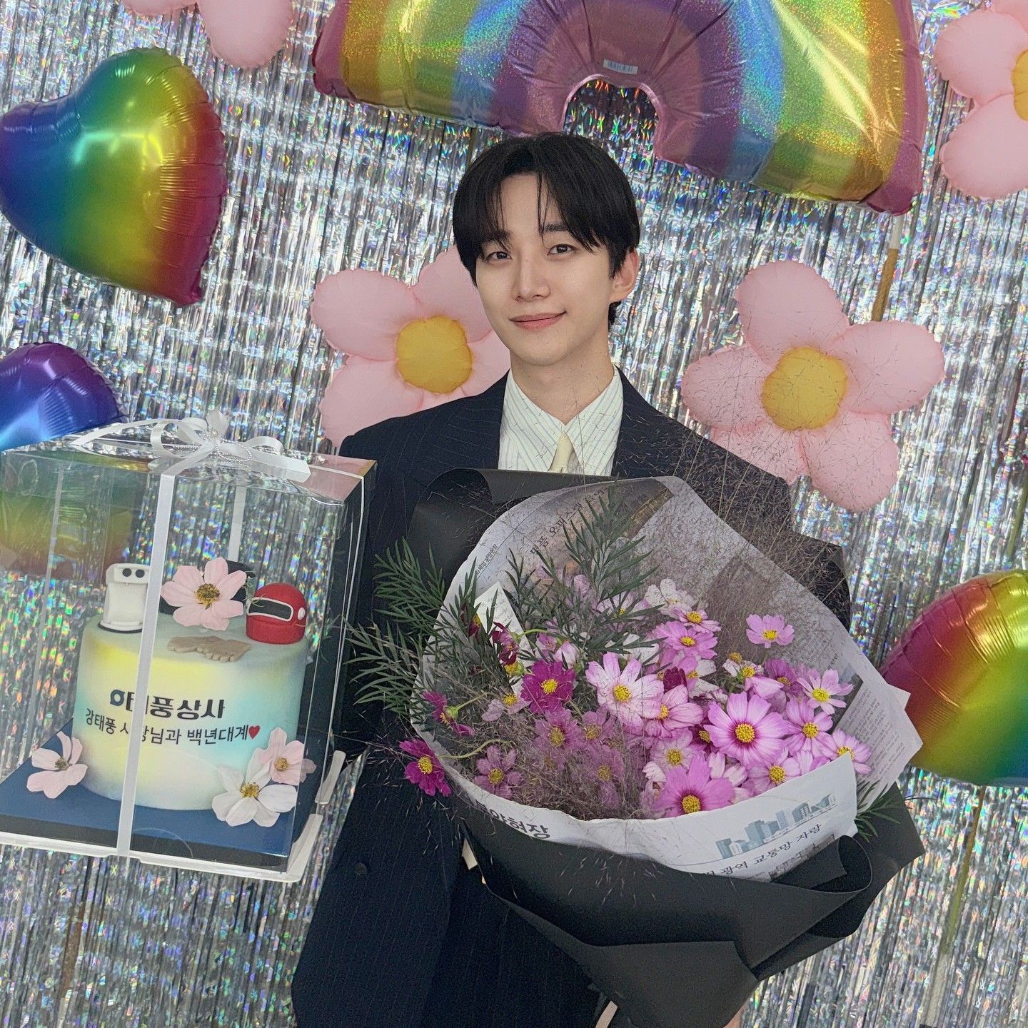 Foto kegiatan terbaru dari Lee Junho