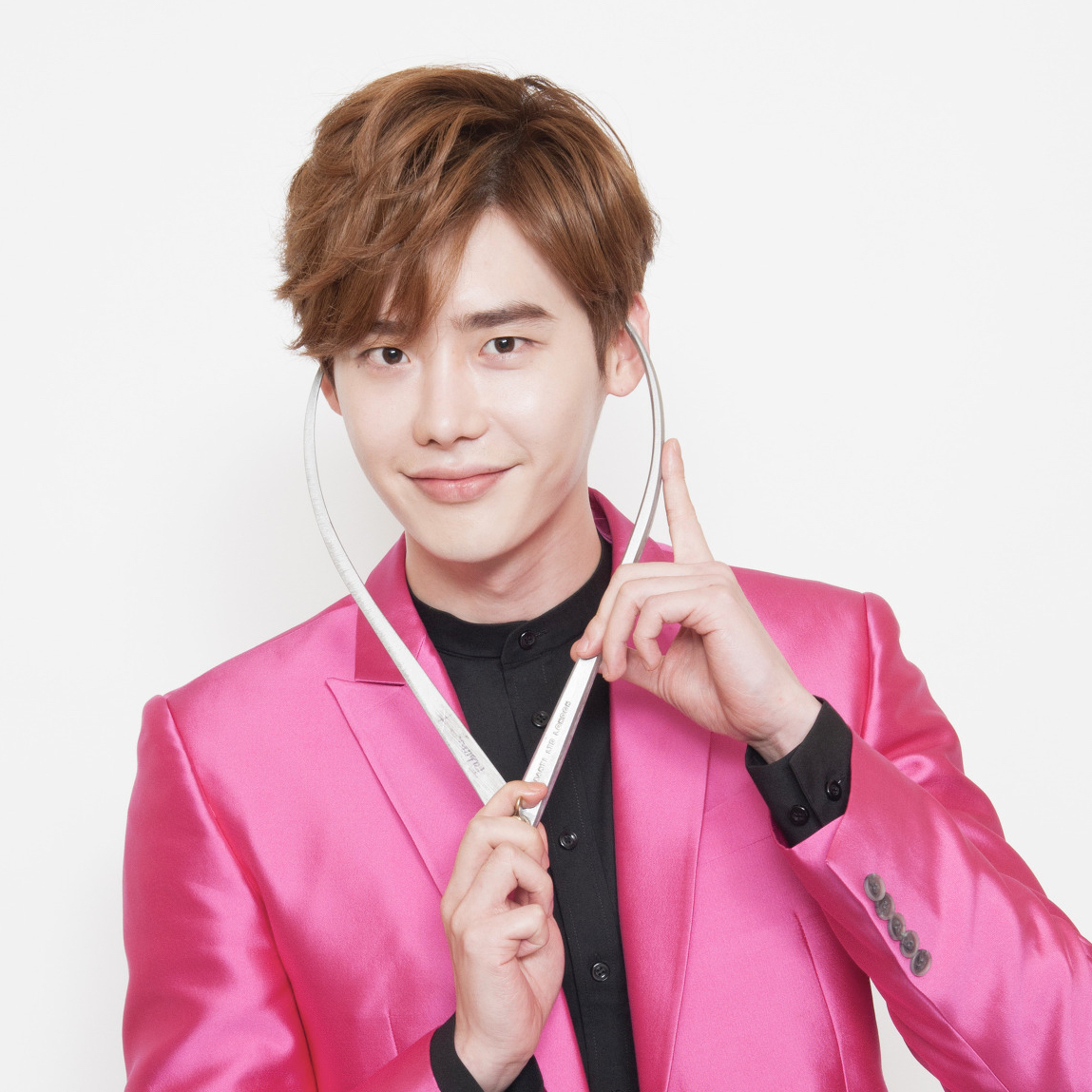 Latest photo of Lee Jongsuk