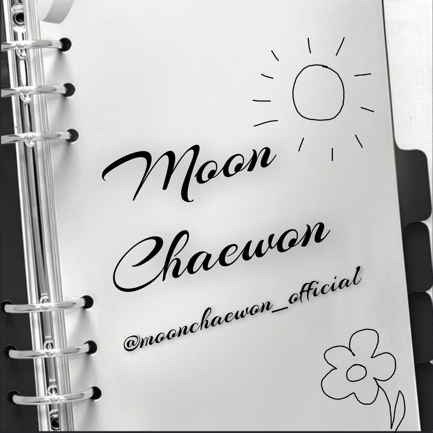 A moment captured by a fan of Moon Chaewon