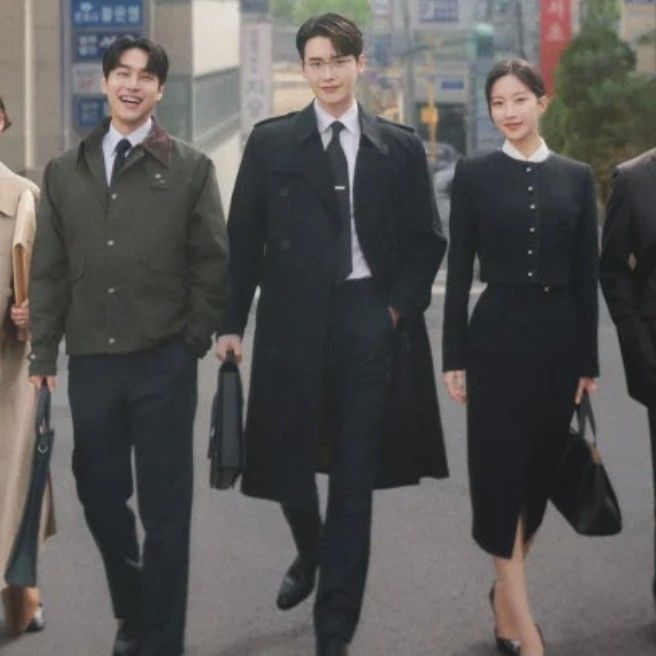 Behind-the-scenes cut of Lee Jongsuk