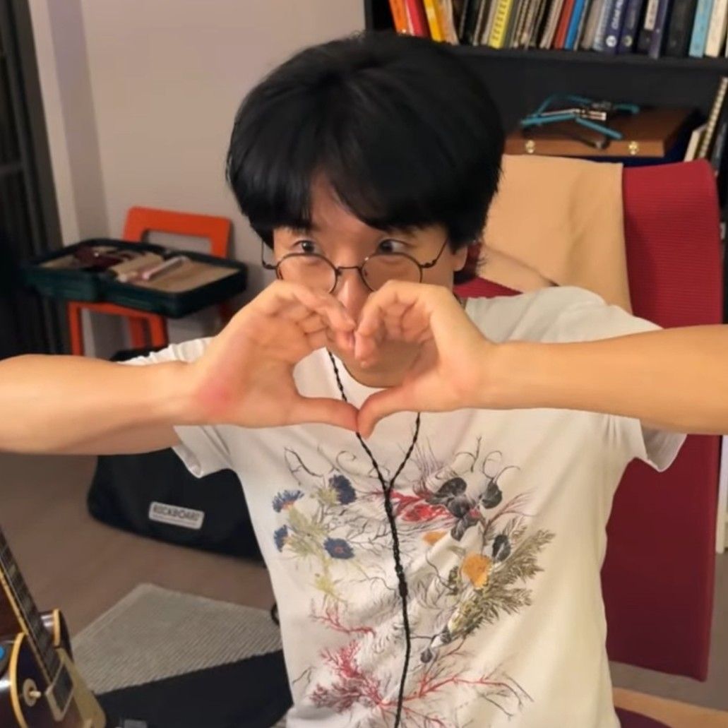 A moment captured by a fan of Bak Changgeun