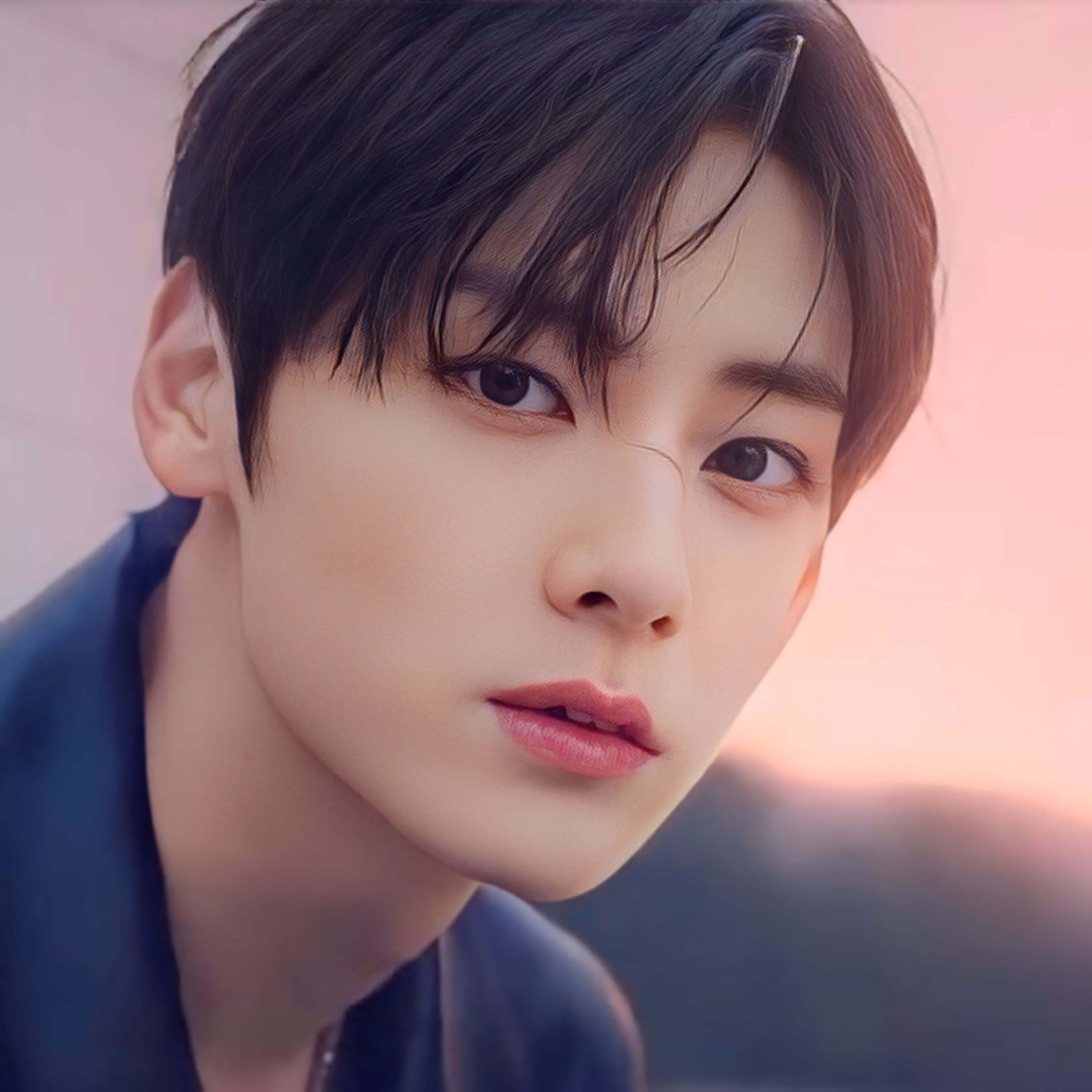 Recent activity shot of Hwang Minhyun