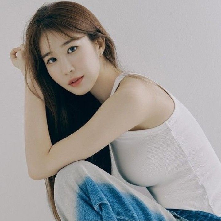 Latest photo of Yoo Inna