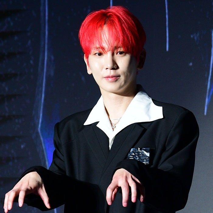 Behind-the-scenes cut of Key