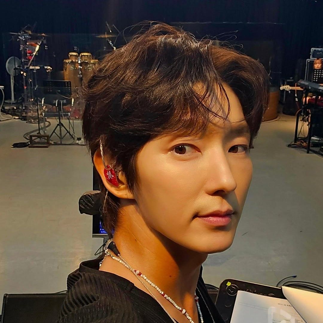 Latest photo of Lee Joongi